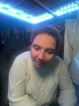 curvyneon online show from 04-12-26, 06:24