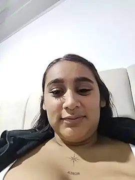 Mia skyy18 online show from 07-06-26, 11:29