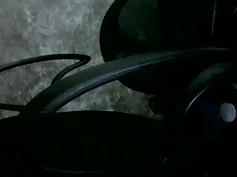Snapshot of NinfomanoLOGAN chatting on 06-26-26, 04:06 NinfomanoLOGAN online show from 06-26-26, 04:06
