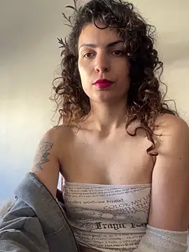 Snapshot of conejita000 chatting on 03-24-26, 02:00 conejita000 online show from 03-24-26, 02:00