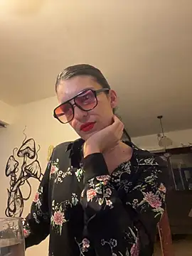 Snapshot of conejita000 chatting on 03-27-26, 02:17 conejita000 online show from 03-27-26, 02:17