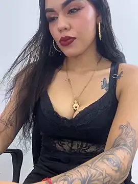 daniela-sexy online show from 04-11-26, 08:24