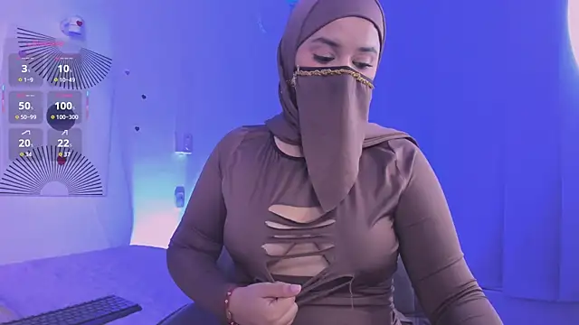 Aminaa Kaarim online show from 07-13-26, 01:08