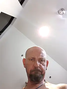 Snapshot of Donkenstein77 chatting on 03-15-26, 01:39 Donkenstein77 online show from 03-15-26, 01:39