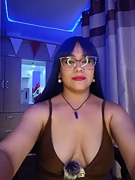 Snapshot of PiscisGirl chatting on 07-23-26, 05:49 PiscisGirl online show from 07-23-26, 05:49
