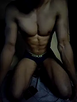 Snapshot of RippedGuy chatting on 04-16-26, 09:39 RippedGuy online show from 04-16-26, 09:39
