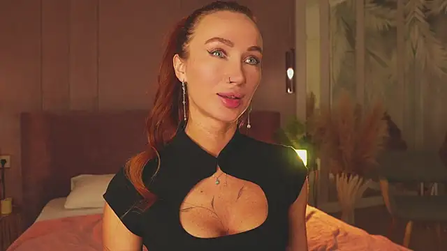 SerenaWest  online show from 05-03-26, 06:03