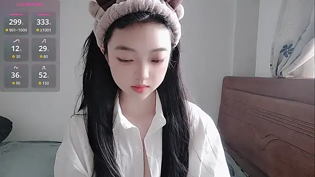 oblakitty  online show from 06-05-26, 12:50