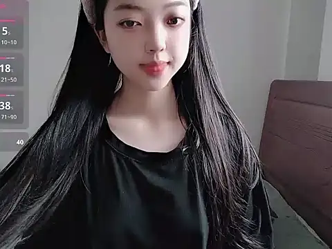 oblakitty  online show from 07-04-26, 12:39