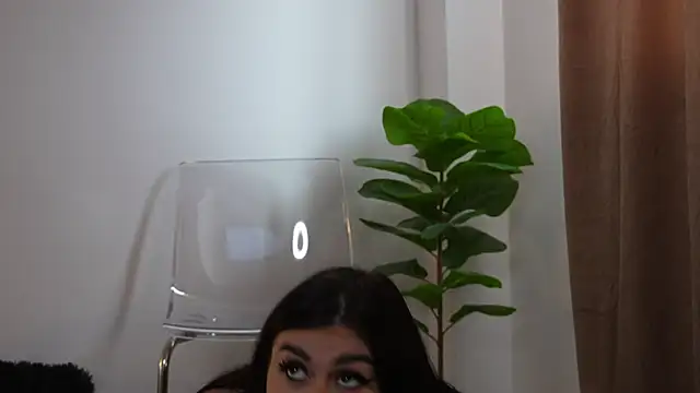 ItsKendra online show from 03-27-26, 01:55