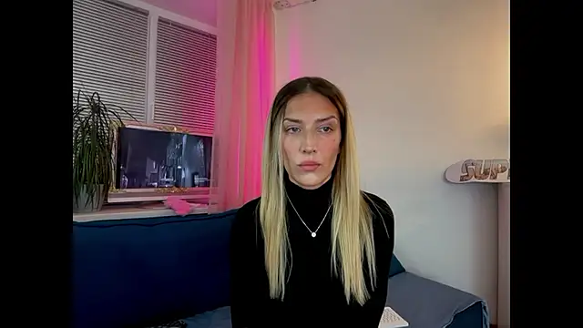 Snapshot of come_here_baby chatting on 03-21-26, 05:05 come here baby online show from 03-21-26, 05:05