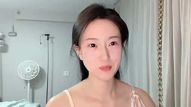 1X-yiyi online show from 06-22-26, 02:14
