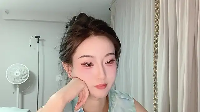 1X-yiyi online show from 06-23-26, 02:26