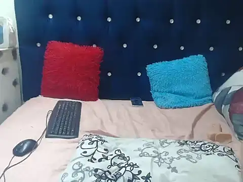 Barbiedollc online show from 04-09-26, 10:59