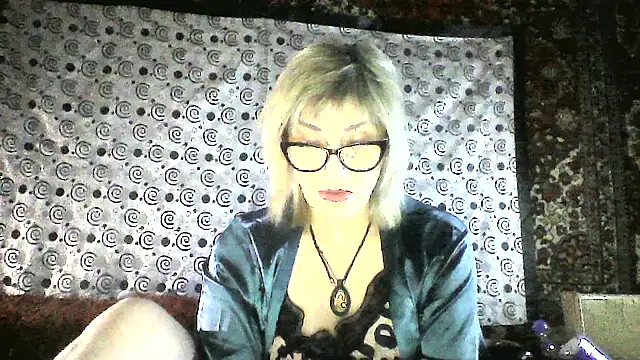 Lia Rayss online show from 03-20-26, 07:52