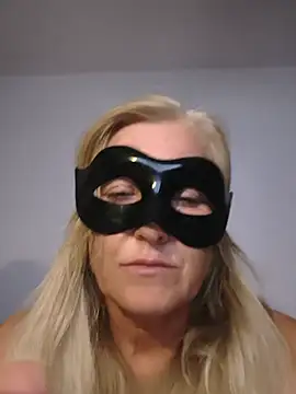 Andreaogien online show from 07-17-26, 01:45