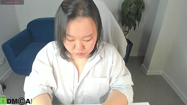 Tokyodreamss online show from 05-23-26, 09:13