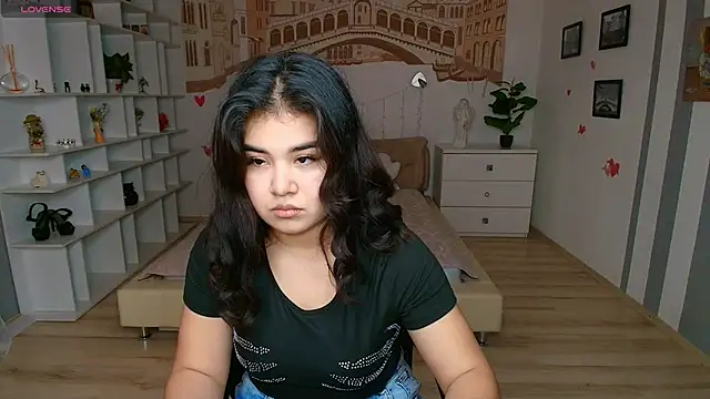 AlicaMayer online show from 03-23-26, 12:31