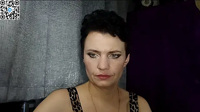 Snapshot of HotMamaQueen234 chatting on 05-07-26, 07:52 HotMamaQueen234 online show from 05-07-26, 07:52