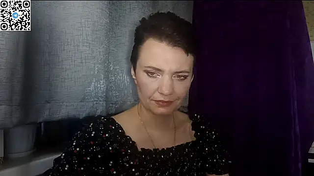 Snapshot of HotMamaQueen234 chatting on 05-16-26, 07:34 HotMamaQueen234 online show from 05-16-26, 07:34