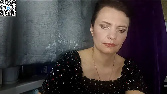 Snapshot of HotMamaQueen234 chatting on 05-16-26, 07:56 HotMamaQueen234 online show from 05-16-26, 07:56