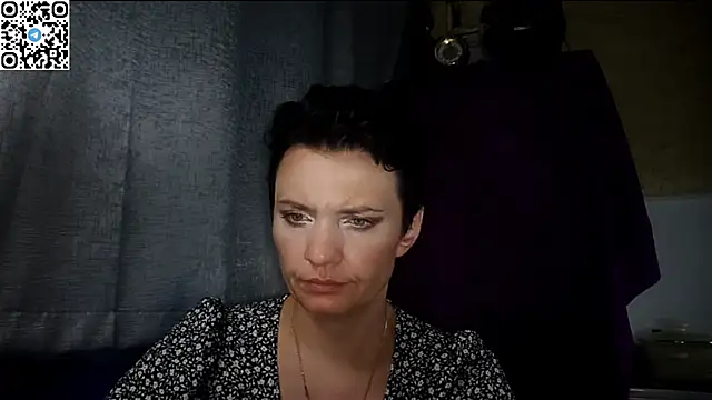 Snapshot of HotMamaQueen234 chatting on 06-07-26, 09:07 HotMamaQueen234 online show from 06-07-26, 09:07