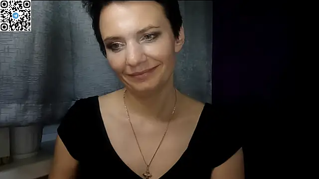 Snapshot of HotMamaQueen234 chatting on 06-13-26, 12:30 HotMamaQueen234 online show from 06-13-26, 12:30