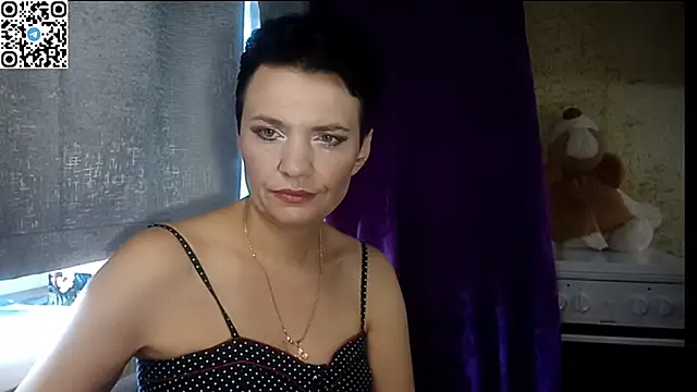 HotMamaQueen234 online show from 06-30-26, 11:22
