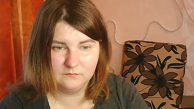 Snapshot of Minisstra chatting on 04-05-26, 04:15 Minisstra online show from 04-05-26, 04:15