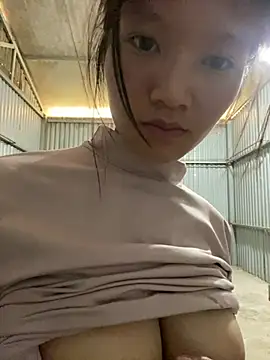 Snapshot of Mi-nhon chatting on 03-19-26, 01:53 Mi-nhon online show from 03-19-26, 01:53