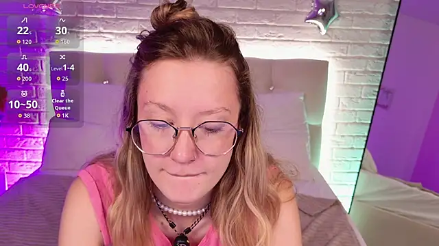 AmelieViolet online show from 06-01-26, 10:06
