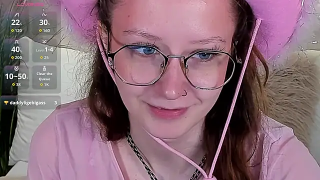 Snapshot of AmelieViolet chatting on 07-11-26, 11:13 AmelieViolet online show from 07-11-26, 11:13