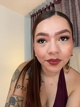 Snapshot of alana_gv chatting on 06-17-26, 12:50 alana gv online show from 06-17-26, 12:50