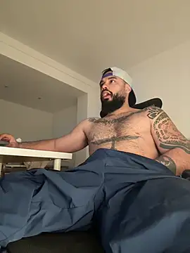 Snapshot of iwillplay chatting on 03-17-26, 01:21 iwillplay online show from 03-17-26, 01:21