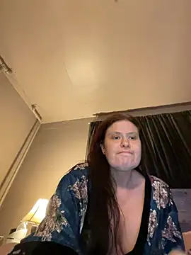 JulieetteLatte online show from 05-15-26, 12:50