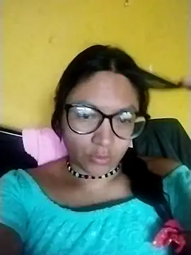 Snapshot of LatinSquirtBaby chatting on 05-10-26, 01:16 LatinSquirtBaby online show from 05-10-26, 01:16