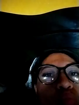 Snapshot of LatinSquirtBaby chatting on 05-21-26, 07:43 LatinSquirtBaby online show from 05-21-26, 07:43