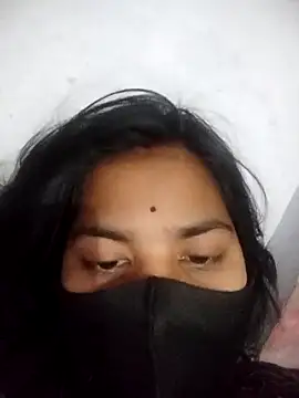 Pallavi cute online show from 04-15-26, 09:05