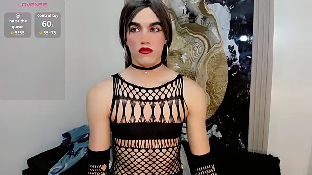 Tiffany Velanyer   online show from 06-05-26, 06:52