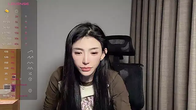 Snapshot of kiki-12 chatting on 04-08-26, 11:48 kiki-12 online show from 04-08-26, 11:48