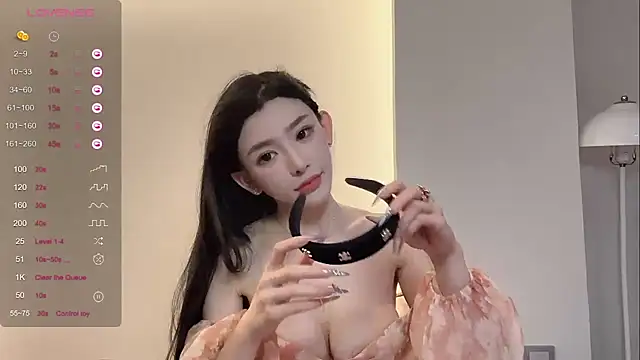 Snapshot of kiki-12 chatting on 04-28-26, 11:59 kiki-12 online show from 04-28-26, 11:59