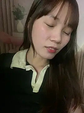 Snapshot of -Eidieea- chatting on 03-17-26, 07:33 -Eidieea- online show from 03-17-26, 07:33