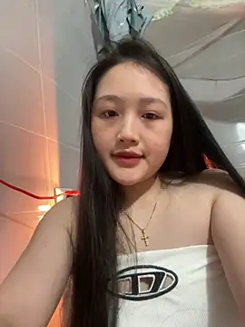   Bonie   online show from 03-17-26, 04:10