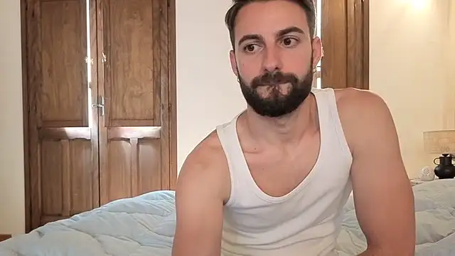 AmicisegretiITA online show from 05-01-26, 12:21