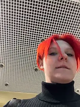 Snapshot of NinaParri chatting on 05-12-26, 03:25 NinaParri online show from 05-12-26, 03:25