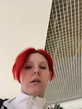 Snapshot of NinaParri chatting on 05-20-26, 03:24 NinaParri online show from 05-20-26, 03:24