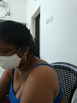 Snapshot of tamil_manjalmaami chatting on 05-19-26, 02:45 tamil manjalmaami online show from 05-19-26, 02:45