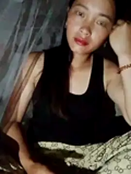 Snapshot of Phuongmyy chatting on 05-06-26, 10:26 Phuongmyy online show from 05-06-26, 10:26
