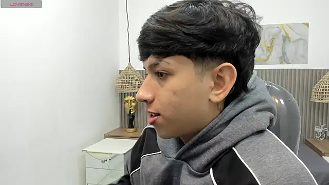 AdrianFranko online show from 04-25-26, 02:03