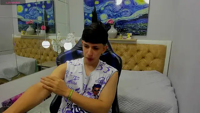Snapshot of AdrianFranko chatting on 07-29-26, 12:47 AdrianFranko online show from 07-29-26, 12:47